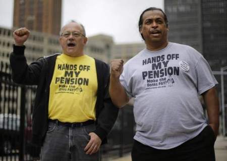 Detroit retirees at rally earlier this month (AP photo/Paul Sancya)